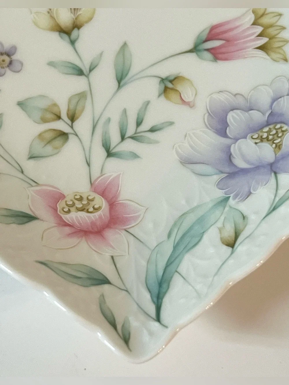 Mikasa Bone China Heart Shaped Plate 'Happy Birthday' Floral Pastels Japan 6 in